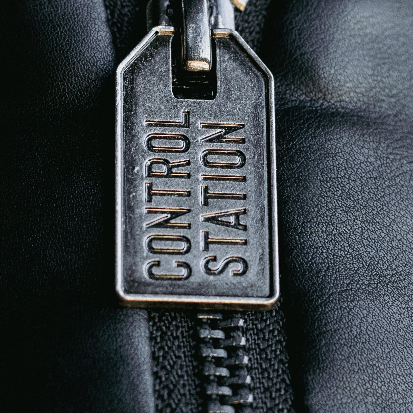 IDOL MINI SKIRT - BLACK