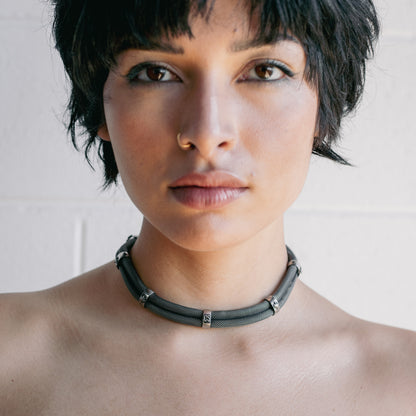 CS STATEMENT CHOKER - VINTAGE SILVER