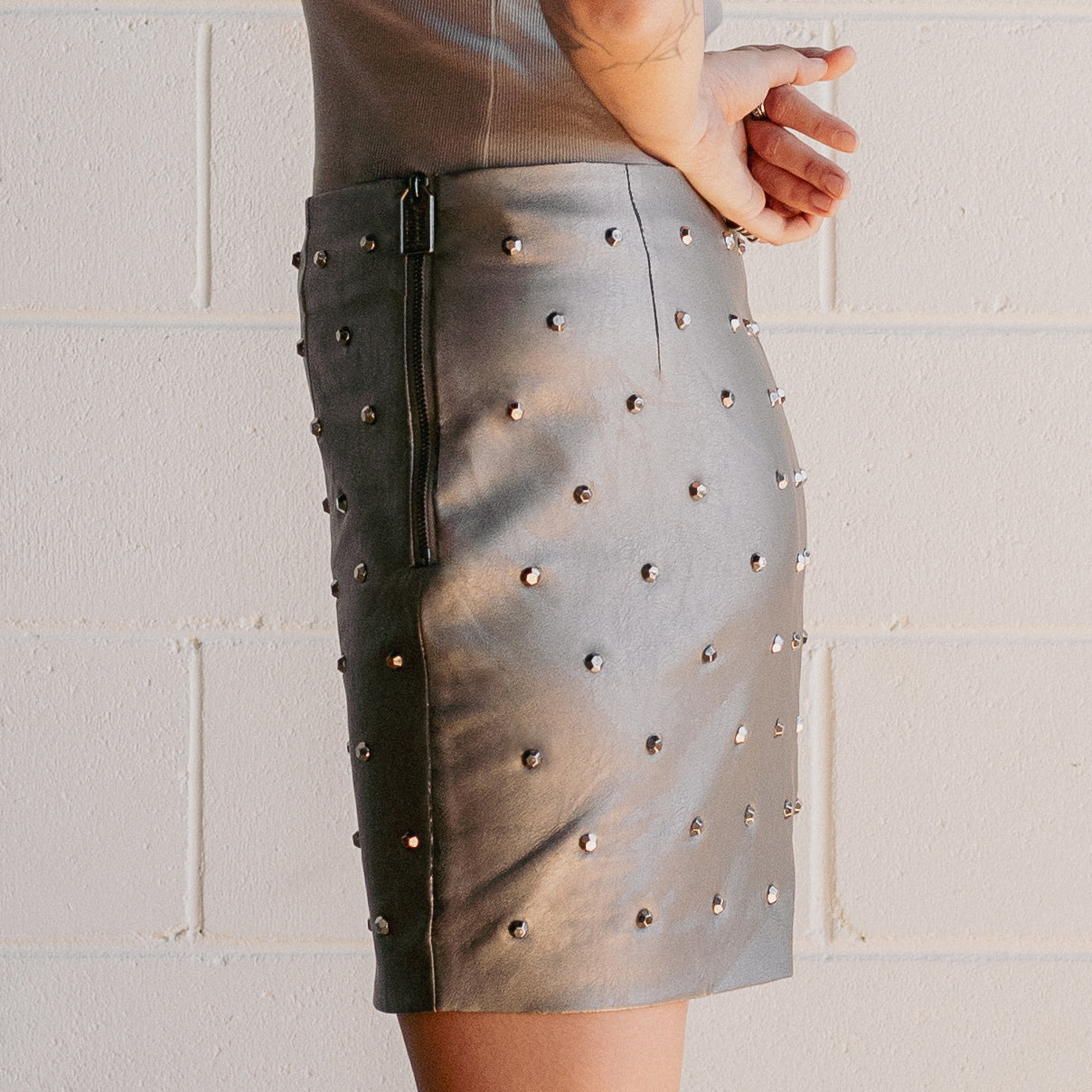 IDOL MINI SKIRT - GUNMETAL
